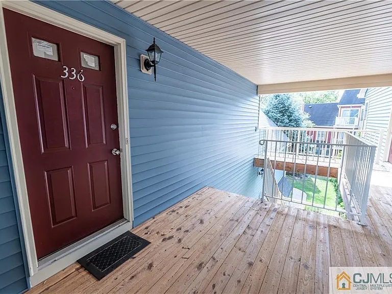336 Cozzens Ct — Photo 51