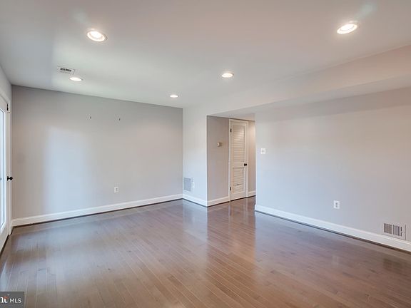 4th image of 14830 Emberdale Dr