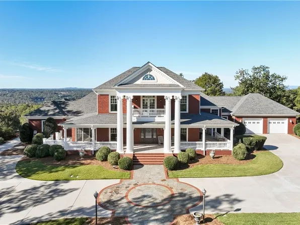 4620 Highland Dr, Gainesville, GA 30506