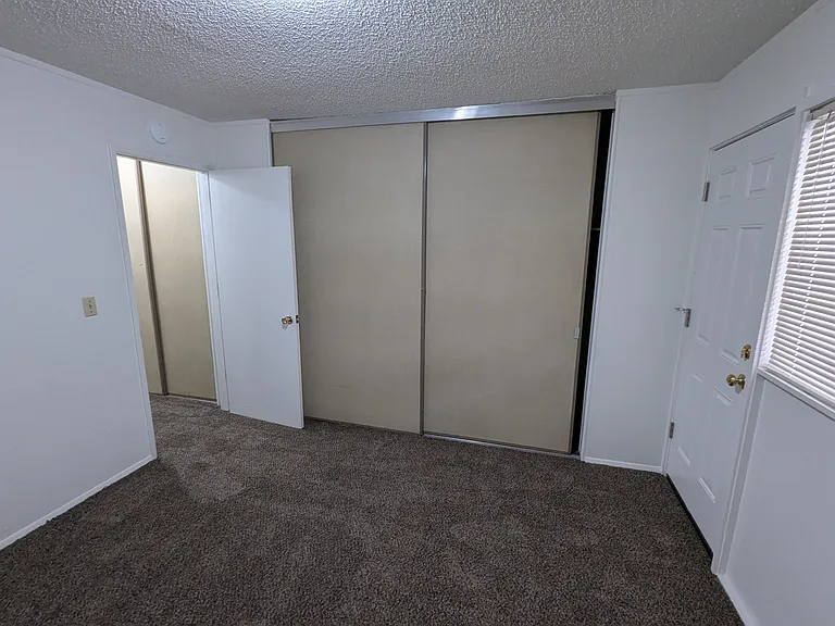1722 Broadway St NE — Photo 9