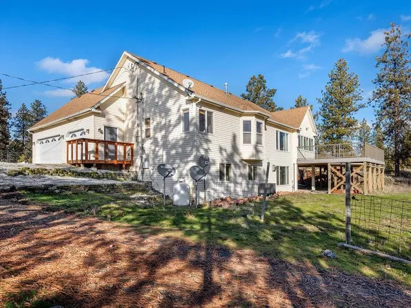 16017 W Lance Hill Rd, Cheney, WA 99004