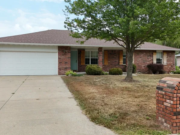 2345 W South Street, Bolivar, MO 65613