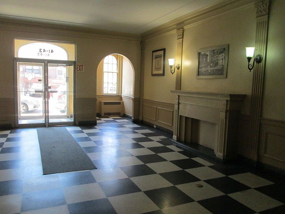 1st image of 4143 39th Pl APT 2O