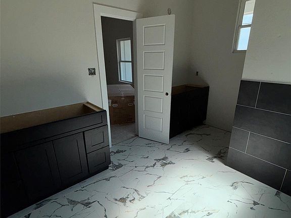 5th image of 1006 Garapan St #A