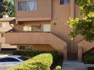 697 County Square Dr UNIT 7, Ventura, CA 93003