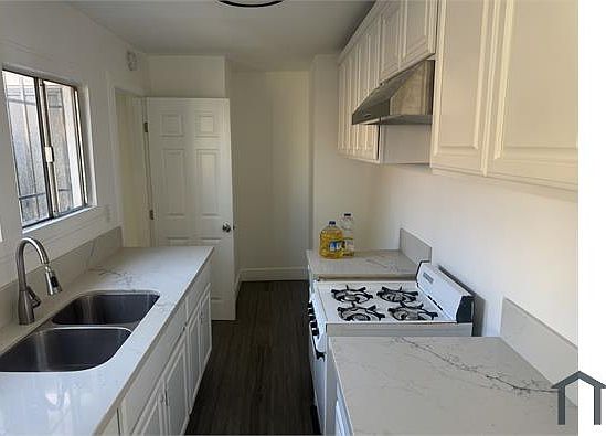 2nd image of 1628 W 68th St