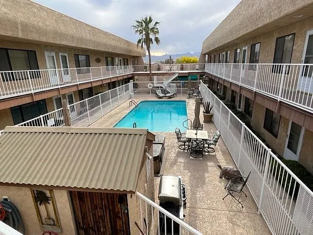454 Riverfront Dr #211 — Photo 2