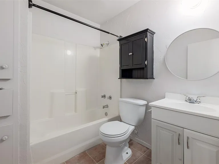 2201 Mission Hill Cir #4 — Photo 17