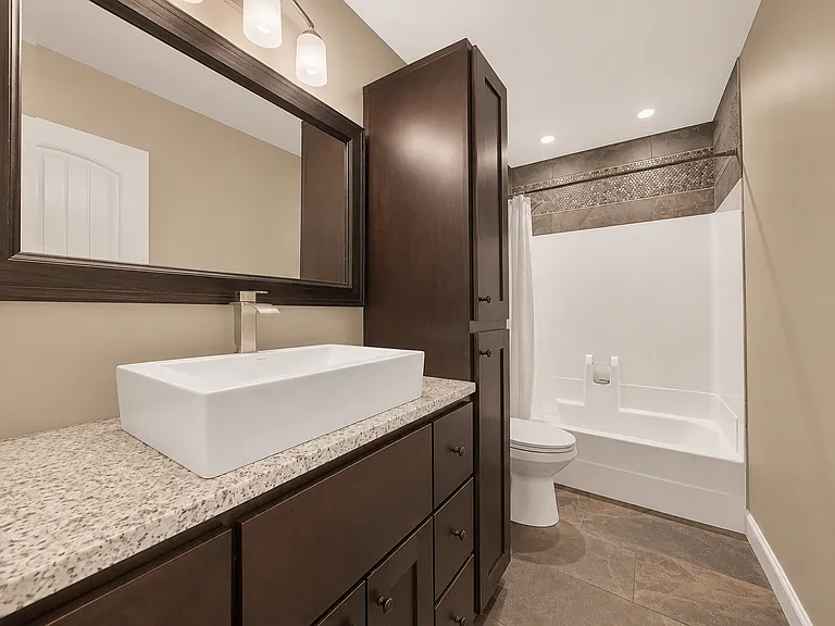 7122 Woods Crossing Dr — Photo 13