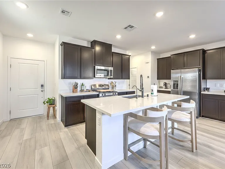 7025 Wales Coast St — Photo 5