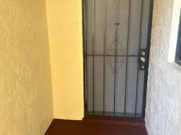 2050 Oleander Boulevard #5-306, Fort Pierce, FL 34950