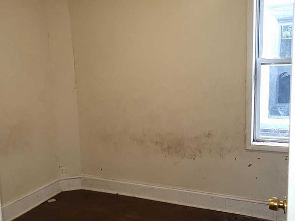 2nd image of 4834 N Carlisle St