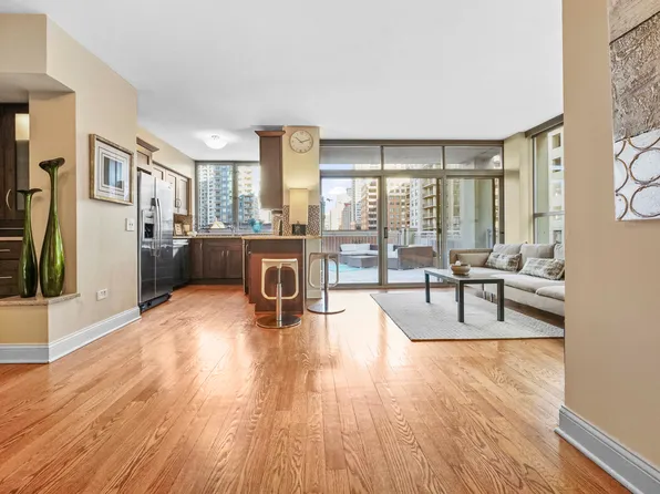 625 N Dearborn St #960, Chicago, IL 60654