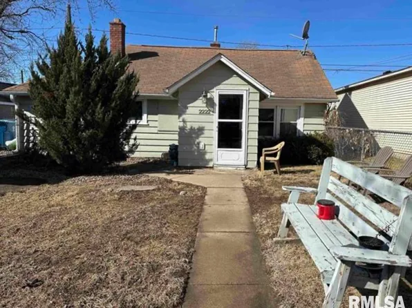 2222 43rd St, Rock Island, IL 61201