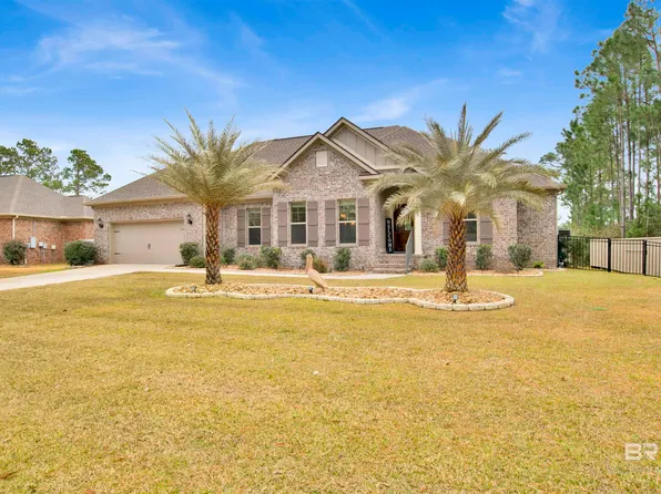 2106 Hogan Dr, Gulf Shores, AL 36542