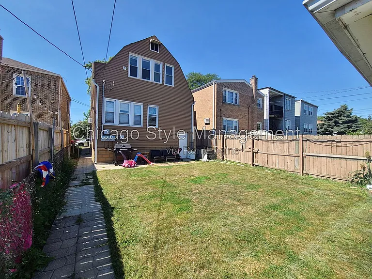 6035 S Karlov Ave #2 — Photo 17