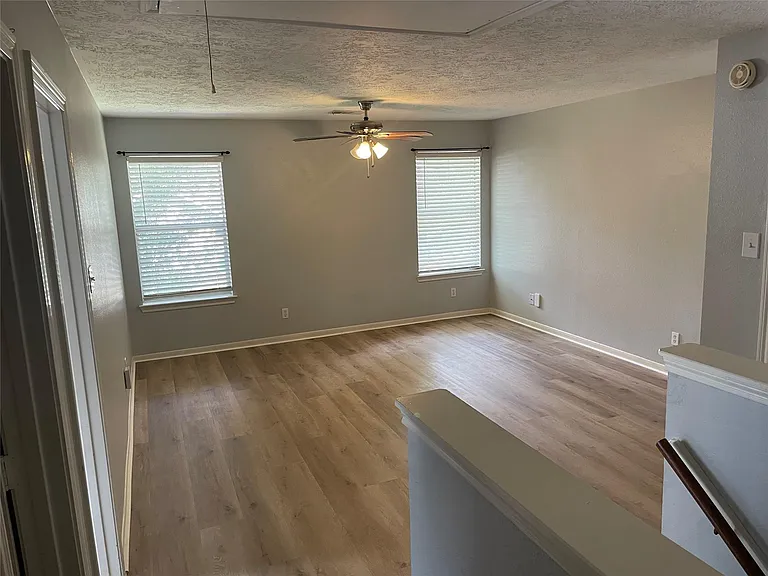11115 Winspring Dr — Photo 11
