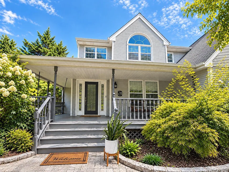 65 Mayfair Rd