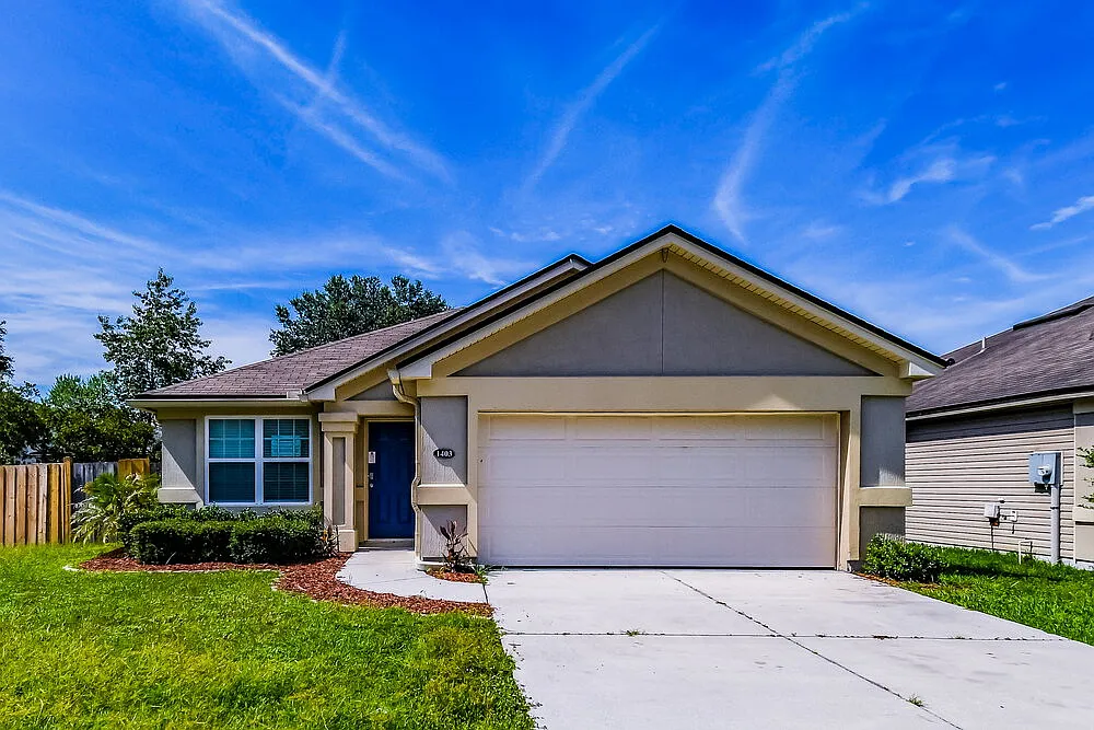 4 bed, 2.0 bath, 1780 sqft, $2,060 — Photo 1