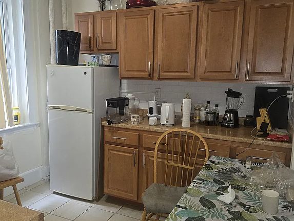 3rd image of 10 Scottfield Rd #B12b