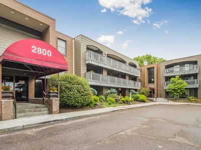 2800 Hamline Ave N APT 327, Roseville, MN, 55113