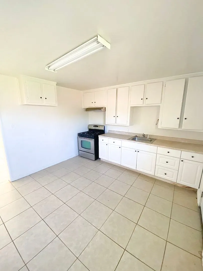 3905 Huron Street - 2BD/1BA Newly Renovated Home - Available Now! — Photo 4