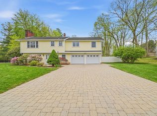 8 Stanley Dr, Framingham, MA 01701