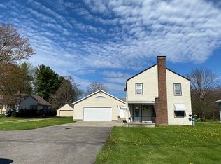 3350 S Canfield Niles Rd, Canfield, OH 44406