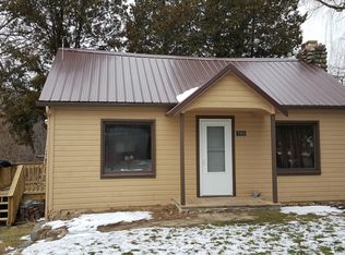 7323 Forest Dr, Lexington, MI 48450