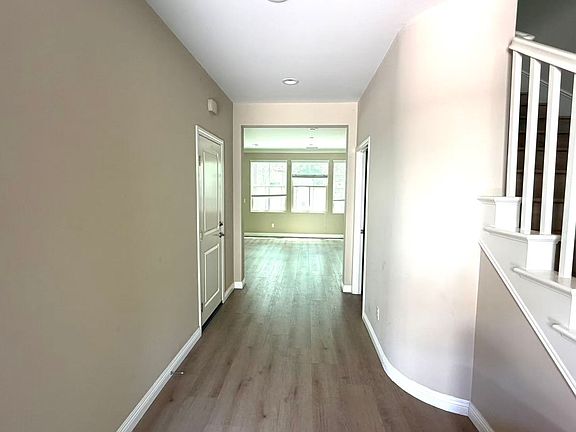 2nd image of 59 Coleridge