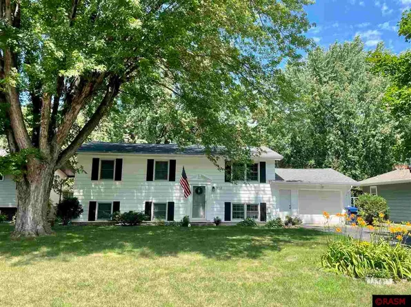 1412 Heinenhill St, New Ulm, MN 56073