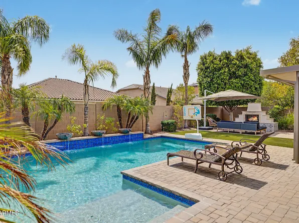 18423 W TURQUOISE Avenue, Waddell, AZ 85355