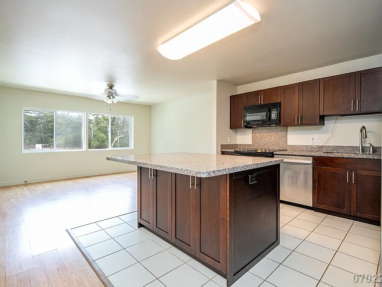 95-060 Waikalani Dr #A-202 — Photo 7