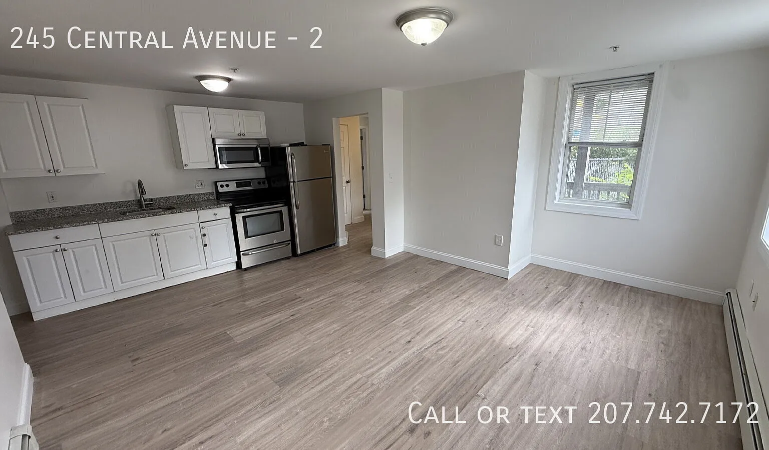 First Floor 2 Bedroom Apartment Heat Included! — Photo 4