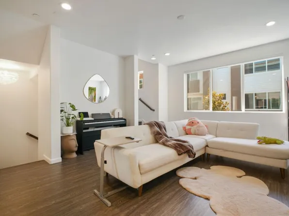 323 Flinder Pl, San Jose, CA 95123