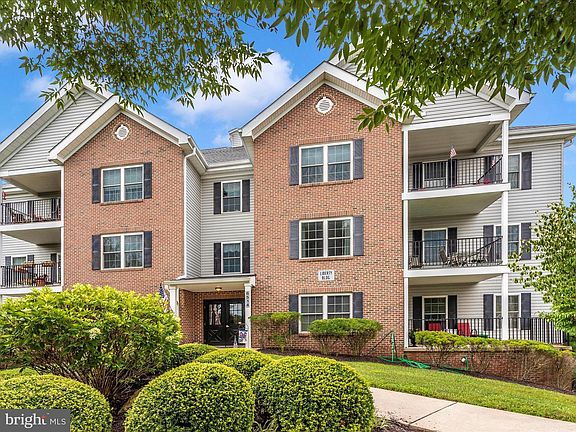 3rd image of 6514 Ridenour Way E APT 2D