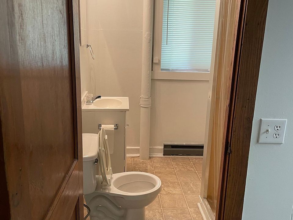 206 Clyde St B, Beckley, WV 25801 Zillow