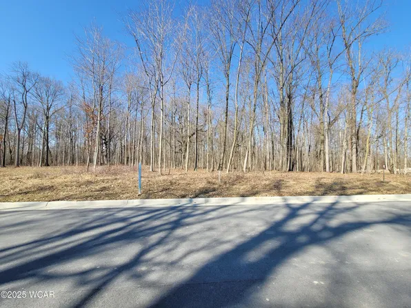 825 Keel Dr, Saint Marys, OH 45885