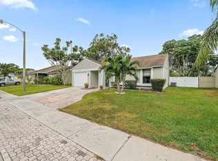 111 Rosewood Cir, Jupiter, FL 33458