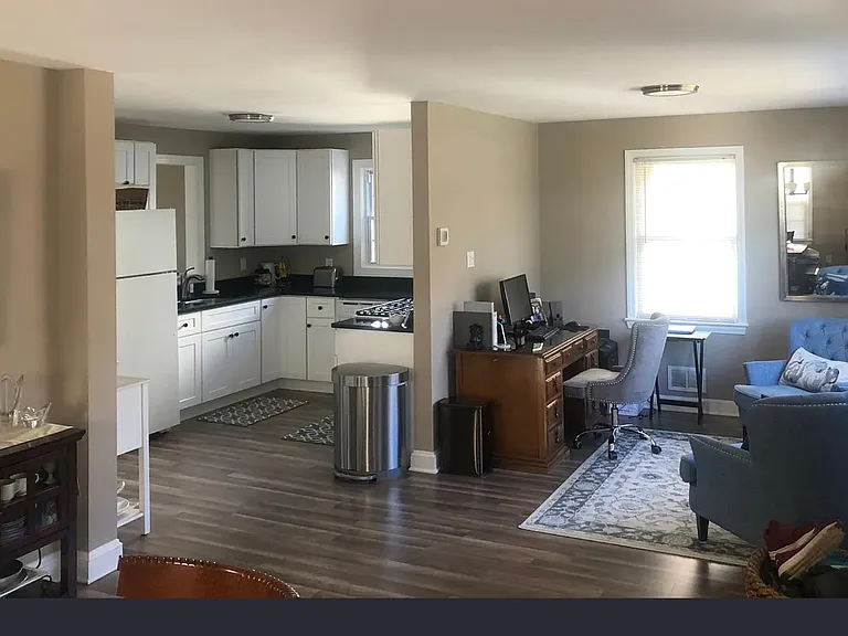 9920 Dickens Ave — Photo 2