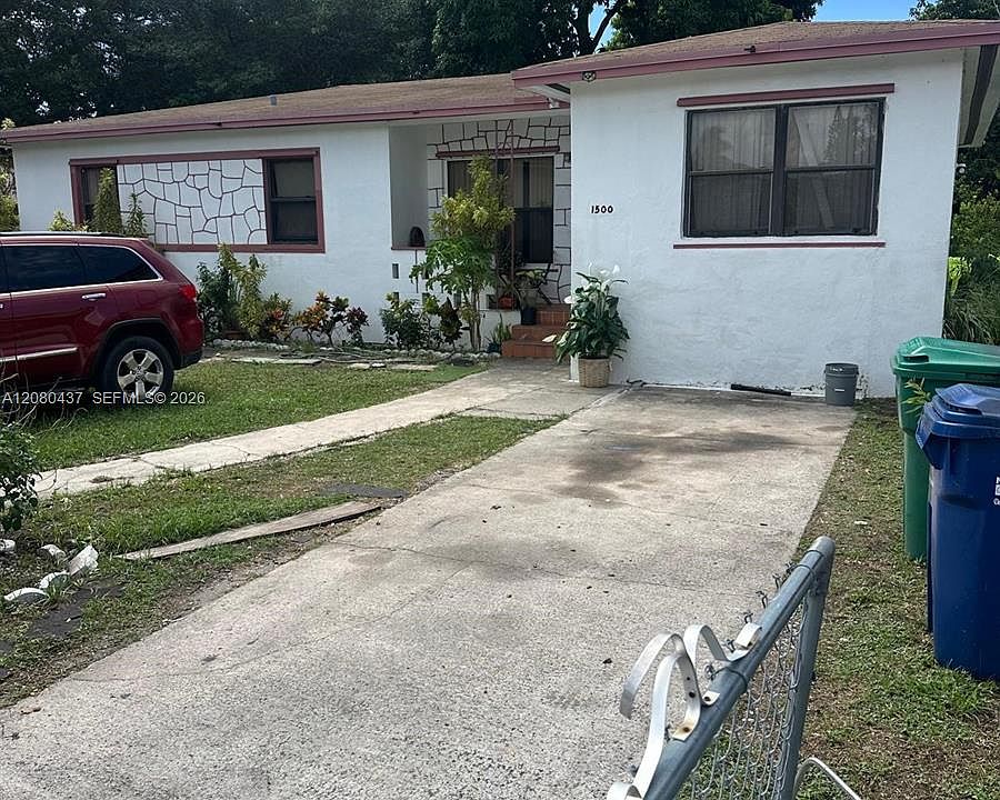 1st image of 1500 NE 150th St