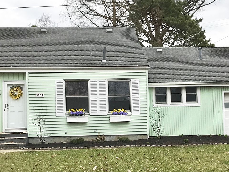 1st image of 3964 Sharon Ave