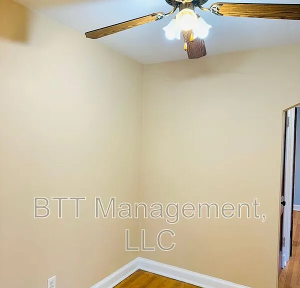 8408 Greenwood Ave #3 — Photo 18
