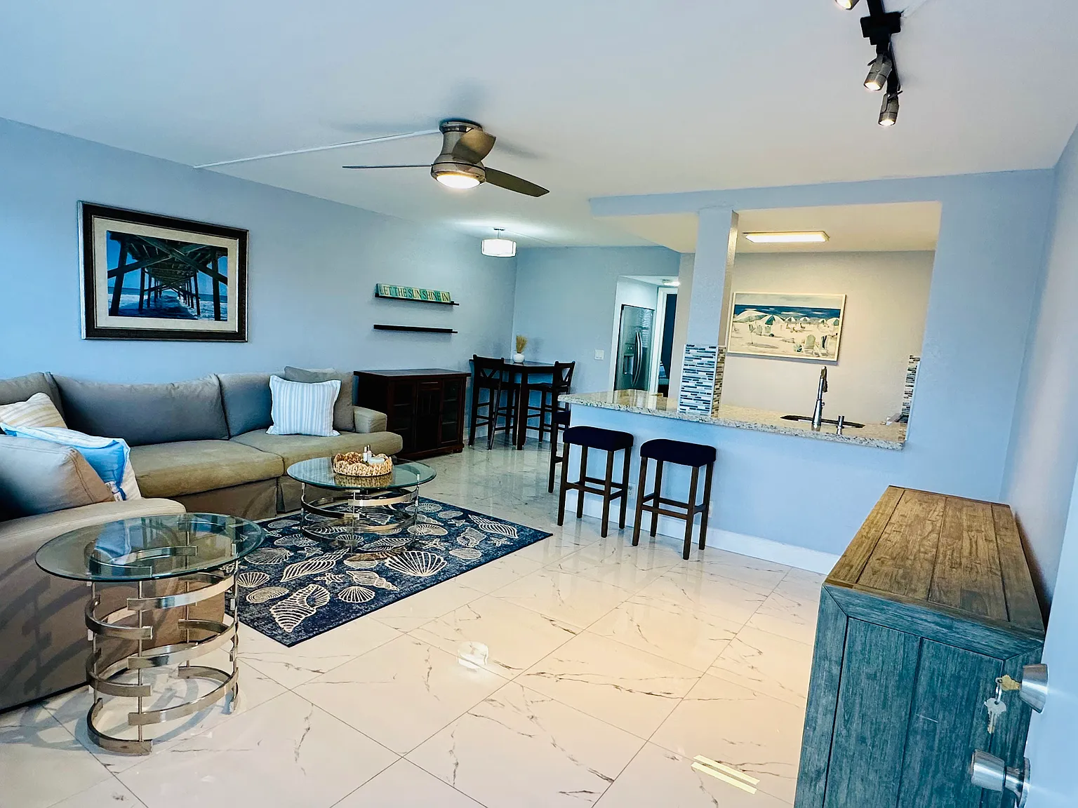 1 bed, 670 sqft, $2,200 — Photo 1