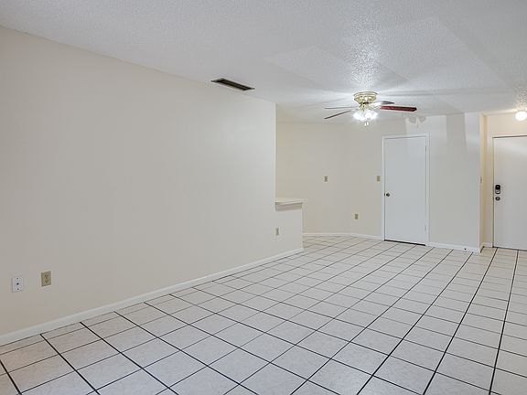 5th image of 3558 Southpointe Dr Unit L-6