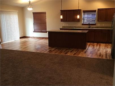 2nd image of 1557 Gale Ct