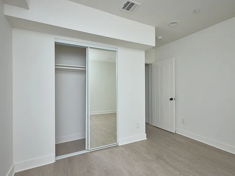125 N Mountain View Ave #125 — Photo 9