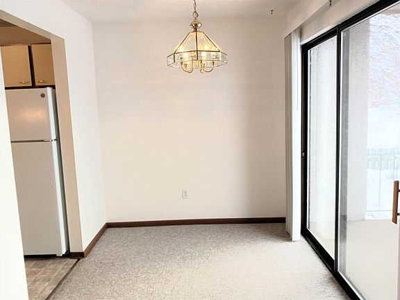 2nd image of 701 E 6th Ave #108
