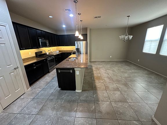 5th image of 147 N 56th Pl