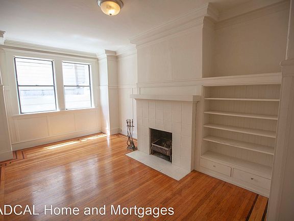 2nd image of 204 Hugo St APT 1